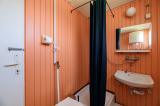 FLORA Woodhouse - Bathroom